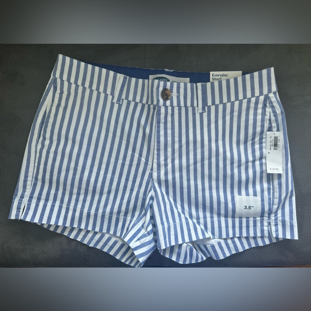 Old Navy Every Day Shorts White Blue Striped